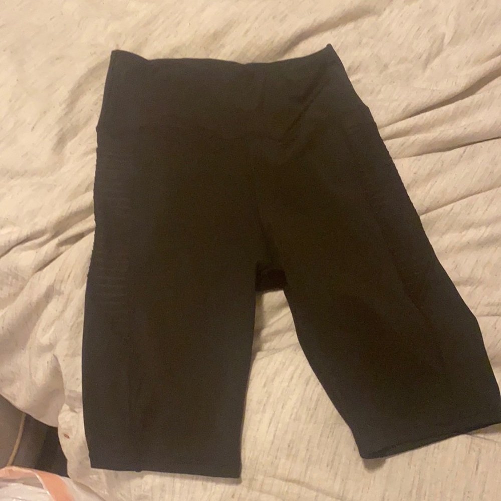 Black bike shorts size m